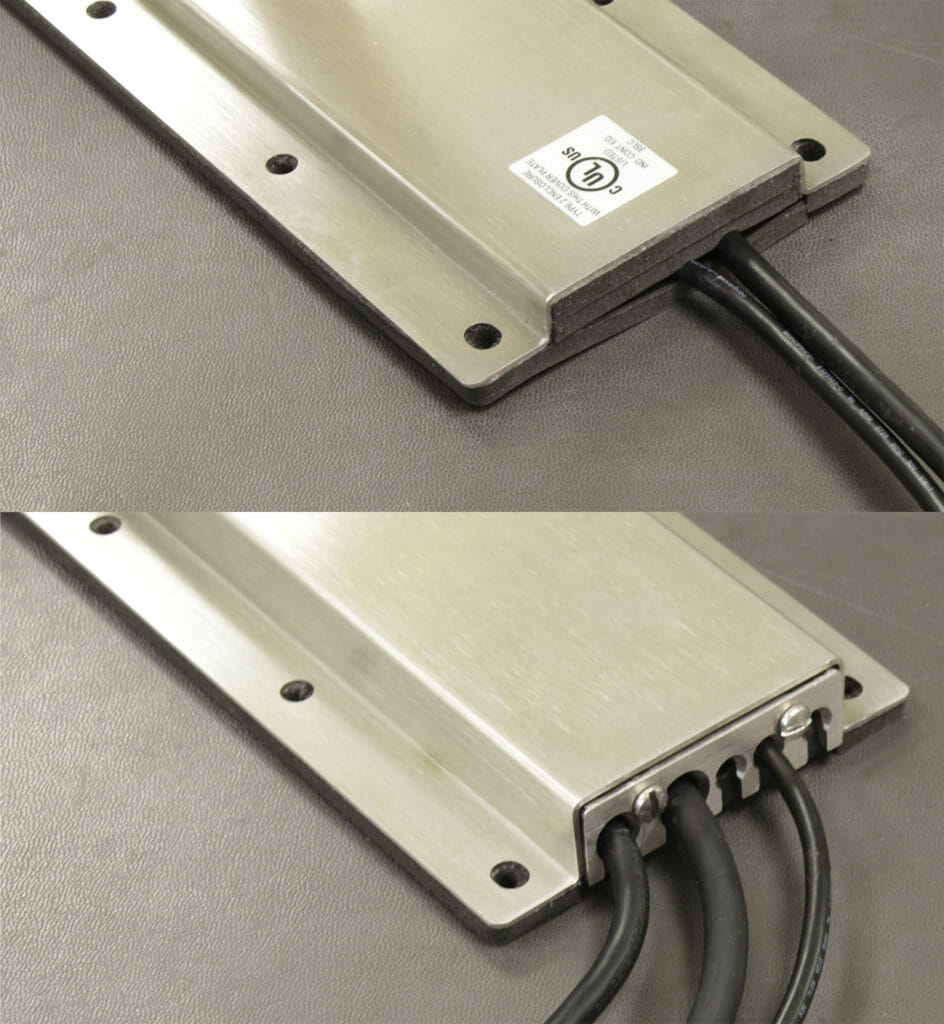 Opciones de placas de cubierta de salida para cables NEMA 2 (superior) y NEMA 4/4X (inferior)