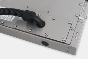Opción de placa de cubierta de salida para cables de conducto con clasificación IP65/IP66 para monitores industriales de montaje universal